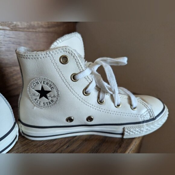 Converse Cream Faux Shearling Lined Leather Chuck Taylor Hi Top sneaker Size 13 - Picture 2 of 11